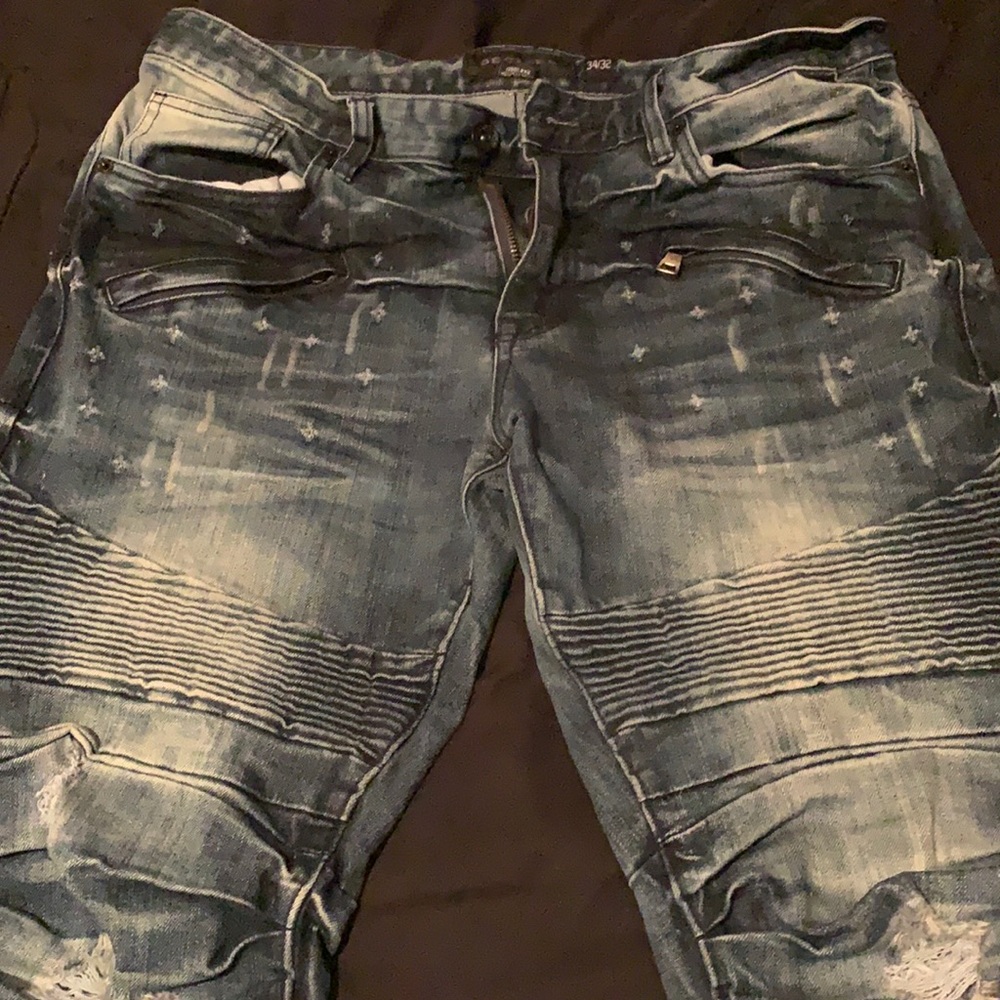 Mens size 34 x 32 blue jeans